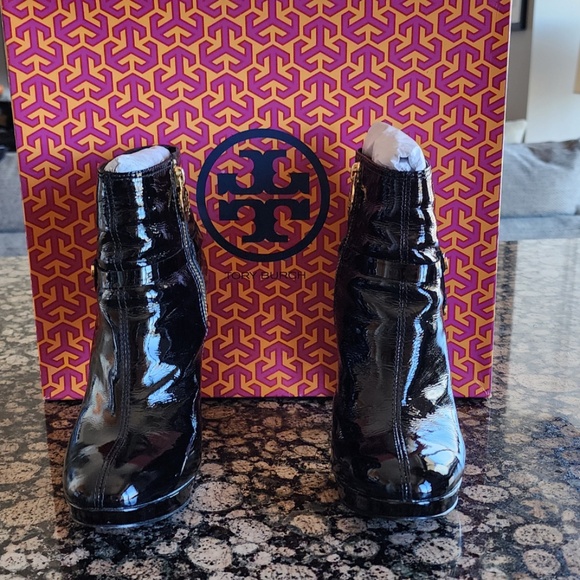 Tory Burch Patent Leather Booties - Black - Size 8 - Picture 12 of 16